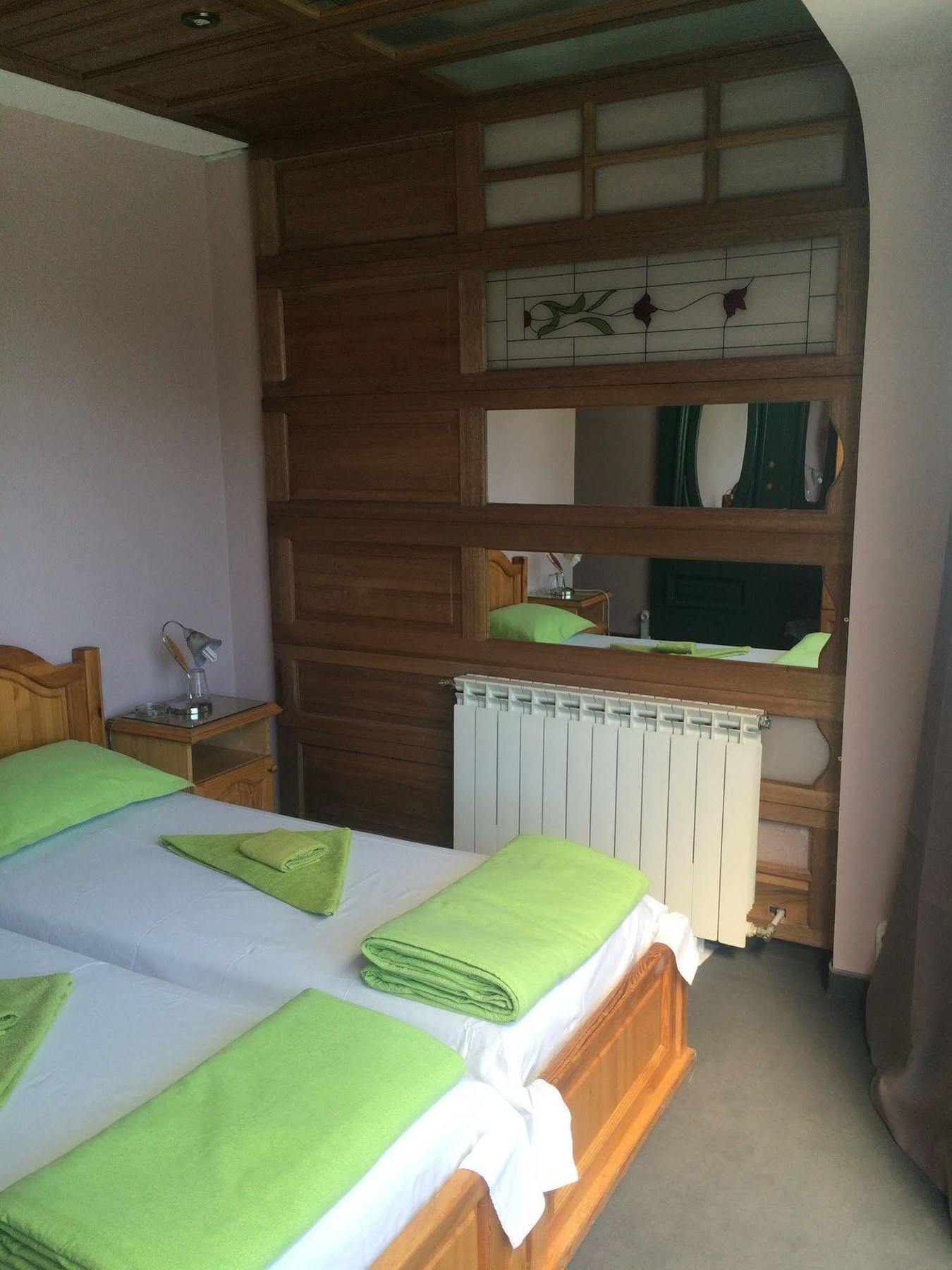 Hostel Pop Bogomil Sofia Extérieur photo